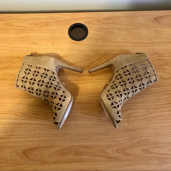 Michael Kors Open Toe “Ivy” Bootie, Tan size 9 - Picture 4 of 9